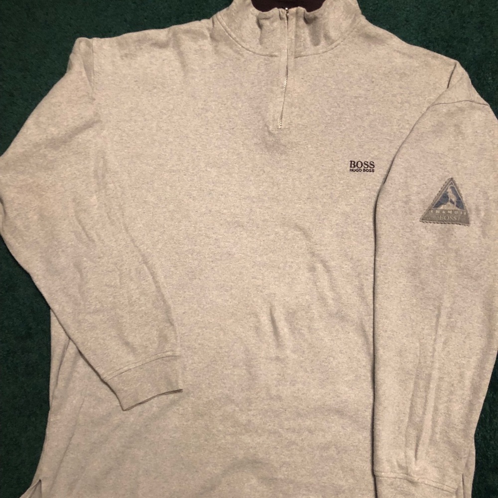 HUGO BOSS ZIP SWEATSHIRT